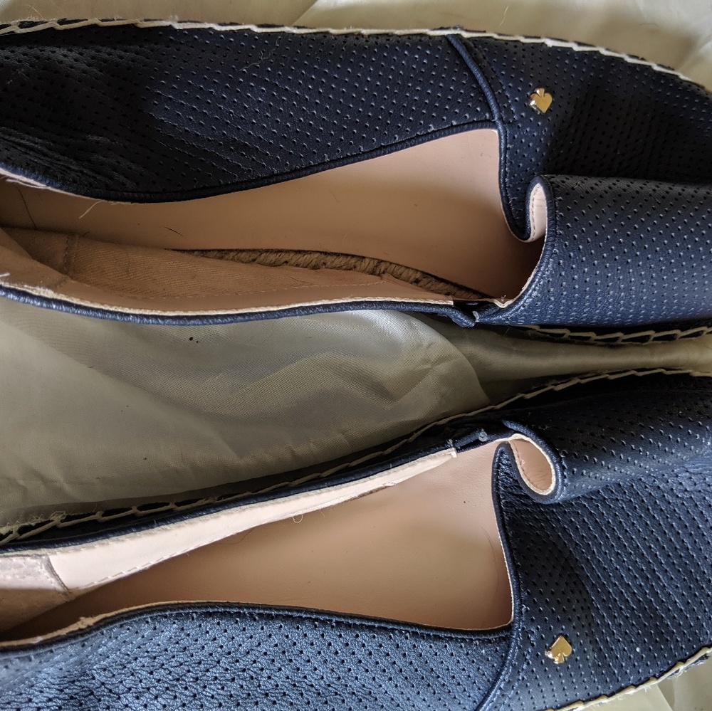 Shoes - Picture 2 of 8